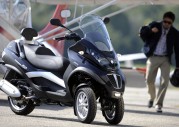 Piaggio MP3 LT 250